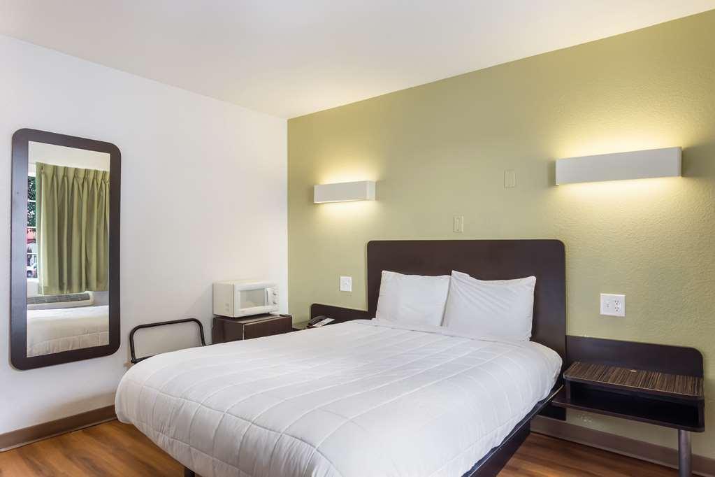 Americas Best Value Inn Bowling Green Rom bilde